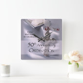 50th Custom Name Ordination Jubileum Chalice Vierkante Klok (Huis)