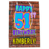 51e verjaardag: Leuk, Urban Graffiti geïnspireerd  Medium Cadeauzakje (Voorkant)