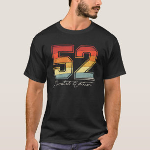 52 jaar oud en 52 jaar geleden  1977 t-shirt