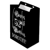 52e verjaardag: Fancy, elegant script + aangepaste Medium Cadeauzakje (Achterkant Gekanteld)
