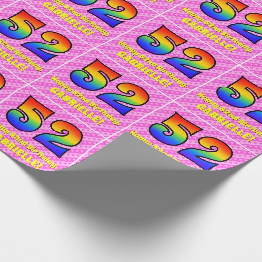 52e verjaardag: roze strips & harten, regenboognr. cadeaupapier (Hoek)