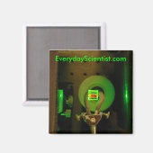 532-2V, EverydayScientist.com Magneet (Voorkant / Achterkant)