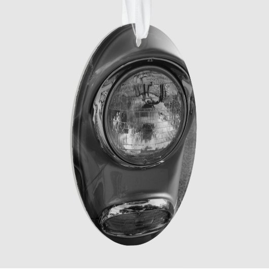 55 Chevy Headlight Grayscale Ornament (voorkant)
