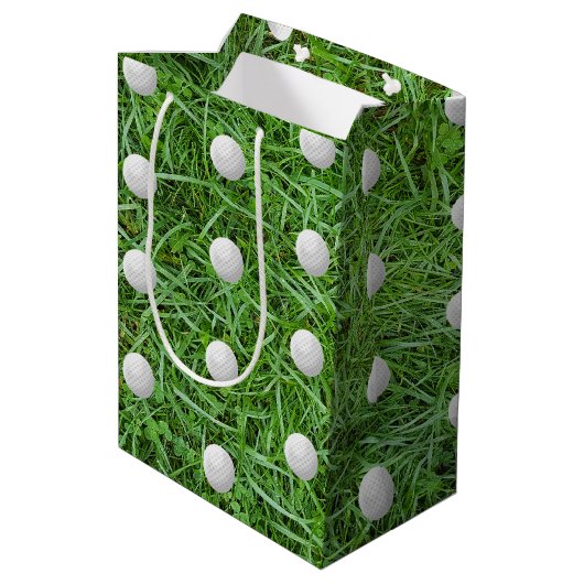 55th Birthday Golf Balls on Grass Medium Gift Bag Cadeauzakje (Achterkant Gekanteld)