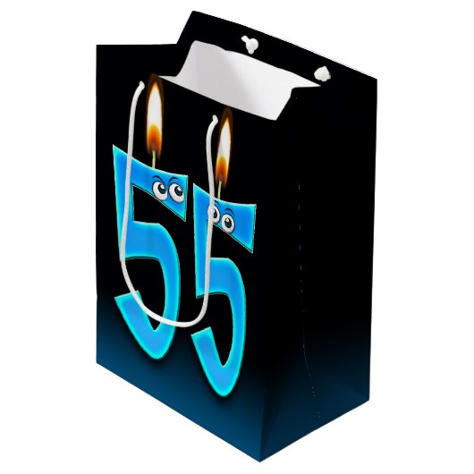 55th Birthday Kandles Medium Gift Bag Cadeauzakje (Voorkant Gekanteld)