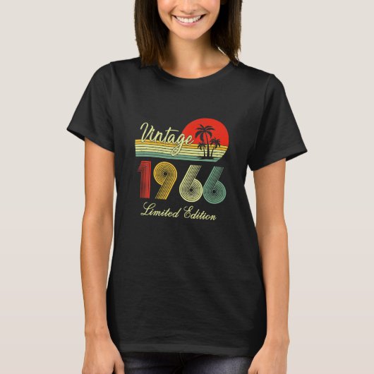 56 jaar Old Gifts  1966 Limited Edition T-shirt (Voorkant)