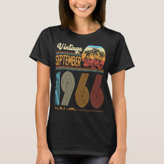 57 Jaar Oud Verjaardag Vintage September 1966 Vrou T-shirt