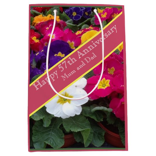 57e bruiloft Jubileum Kleurrijke Polyanthus Medium Cadeauzakje (Voorkant)