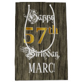 57e verjaardag: Faux Gold look & Faux Wood Pattern Medium Cadeauzakje (Voorkant)