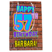 57e verjaardag: Fun, Urban Graffiti geïnspireerd K Medium Cadeauzakje (Voorkant)