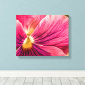 5880-Red Pansy Canvas Afdruk (Insitu (Houten vloer))