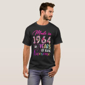 58 jaar Geweldige in 1964 viii T-shirt (Voorkant volledig)