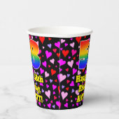 58th Birthday: Loving Hearts Pattern, Rainbow 58 Papieren Bekers (Rechts)