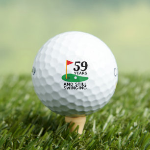 59 jaar en nog steeds swingende grappige 59e verja golfballen