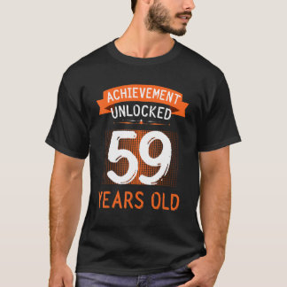 59e verjaardag  Prestatie vrijgespeeld 59 jaar oud T-shirt