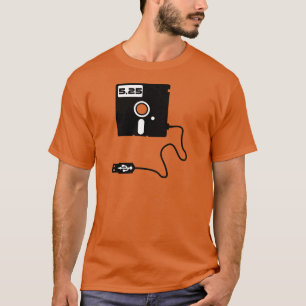 5,25-inch diskettestation USB Geek Nerd T-shirt
