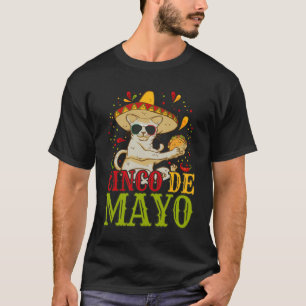 5 Cinco de Mayo kat met Mexicaans Pet en taco T-shirt