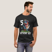 5 Dinosaurus T Rex Piraat 5e T-shirt (Voorkant volledig)