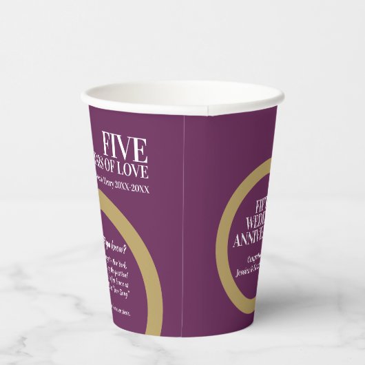 5 ^ e huwelijksdag roze ring leuke feiten aan papieren bekers (Rechts)