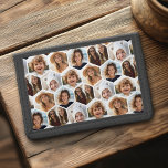 5 Foto Collage Honingraat Hexagon Patroon - wit Drievoud Portemonnee<br><div class="desc">5 Fotocollage in een lay-out die een honingraatpatroon bevat dat is gemaakt met alle foto's. Voeg je favoriete foto's toe aan deze leuke sjabloon. U kunt vierkante foto's of andere foto's gebruiken voor dit raster. - De witte achtergrond kan worden gewijzigd wanneer u het geavanceerde ontwerpgebied bezoekt.</div>