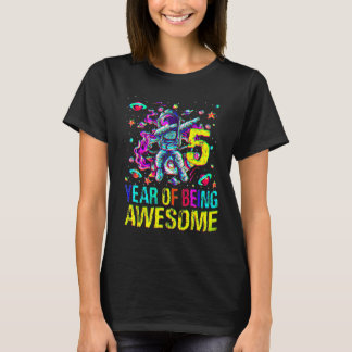 5 Geboortejaar als Geweldige astronaut 1 T-shirt