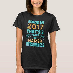 5 jaar oud gamer Birthday party thema geboren in 2 T-shirt