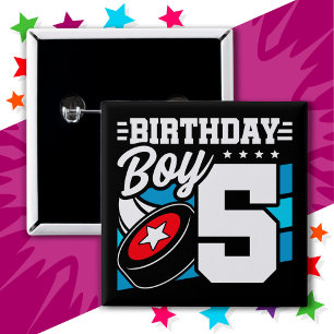 5 Jaar Oud Hockey Party Thema 5e Verjaardag Jongen Vierkante Button 5,1 Cm