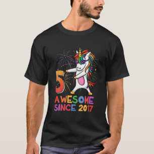 5 jaar oud Unicorn Flossing 5th Birthday Girl Uni T-shirt