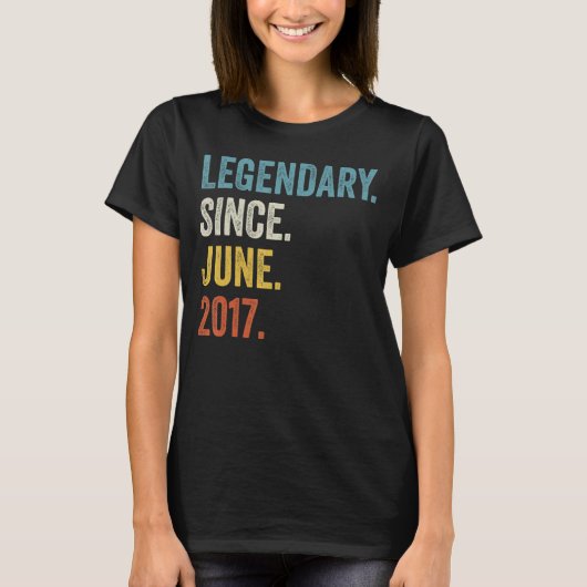 5 jaar oude legendary sinds juni 2017 5e verjaarda t-shirt (Voorkant)