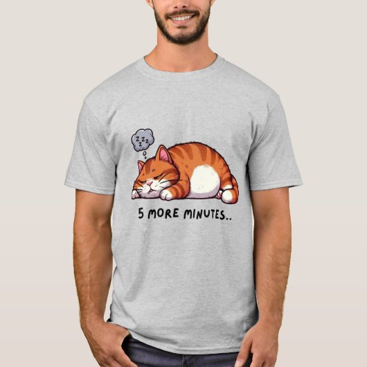5 More Minutes Sleepy Orange Tabby Cat T-shirt (Voorkant)