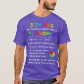 5 Wat je moet weten over haar moeder T-shirt (Voorkant)