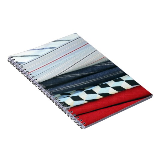 5 weefsels met geometrische patronen notitieboek (Rechterzijde)