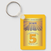 5 Year Sober Anniversary | Golden Ray 12 Step Sleutelhanger (Voorkant)