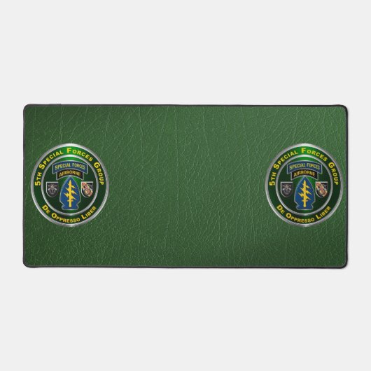 5e groep speciale strijdkrachten in de lucht bureaumat (Voorkant)