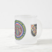 5e groep speciale strijdkrachten in de lucht  matglas koffiemok (Voorkant rechts)