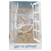 5e Jubileum Beach Hearts Medium Gift Bag Medium Cadeauzakje (Voorkant)