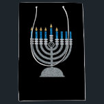 5e nacht van Hanukkah Glitter Medium Gift Bag Medium Cadeauzakje<br><div class="desc">Hanukkah 2022 begint in de avond van zondag 18 december en eindigt in de avond van maandag 26 december</div>