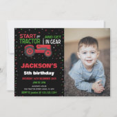 5e Rode Tractor Verjaardag Uitnodigingen met foto (Voorkant)