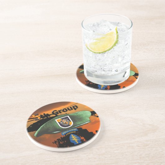 5e speciale groep van de strijdkrachten Groene Ber Zandsteen Onderzetter (Zijkant)