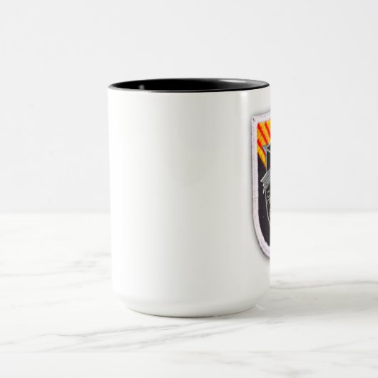 5e speciale groep veteranen vietnam vets mok (Midden)