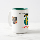 5E SPECIALE KRACHTENGROEP VIETNAM MEDIALE MOK (Voorkant links)