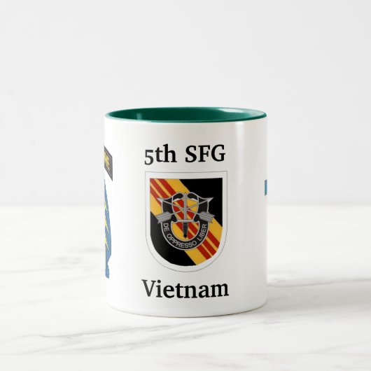 5e speciale troepengroep Vietnam Mok (Center)