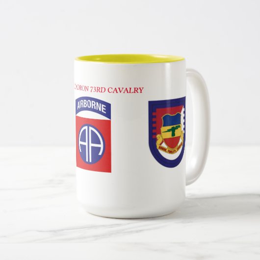 5E SQUADRON 73RD CAVALRY-MOK TWEEKLEURIGE KOFFIEMOK (Voorkant rechts)