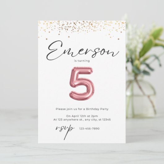 5e uitnodiging van de verjaardag (Staand voorkant)