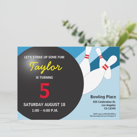 5e verjaardag bowlingfeest blauw rood geel kaart (Staand voorkant)