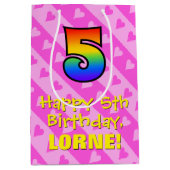 5e verjaardag: Fun roze hartstrepen & Regenboog 5 Medium Cadeauzakje (Voorkant)