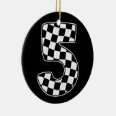 5e verjaardag geruite nummer 5 auto race vlag keramisch ornament (Rechts)