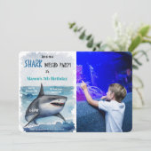 5e verjaardag haai foto kaart (Staand voorkant)