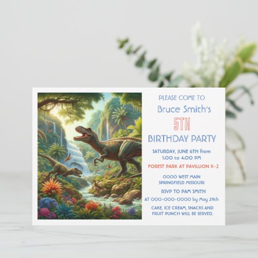 5e verjaardag jongen dinosaurus party uitnodiging (Staand voorkant)
