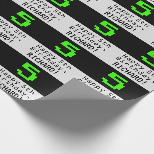 5e verjaardag - Nerdy / Geeky stijl "5" en naam Cadeaupapier (Hoek)